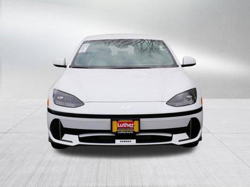 2025 Hyundai IONIQ 6 SEL