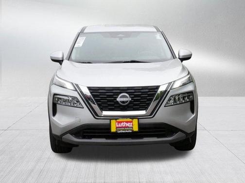 Brilliant Silver Metallic 2023 Nissan Rogue SV