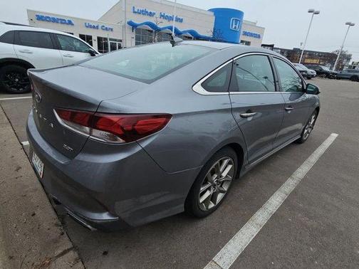 2018 Hyundai SONATA Sport 2.0T