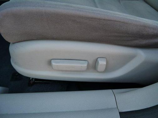 2012 Honda Accord LX-P for sale in Hopkins, MN - image 23