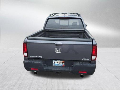Modern Steel Metallic 2023 Honda Ridgeline RTL-E