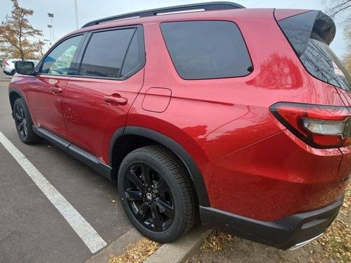 2025 Honda Pilot Black Edition