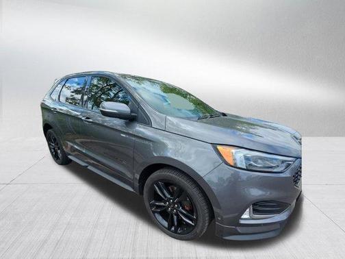 Carbonized Gray Metallic 2022 Ford Edge ST