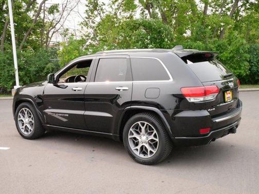 2020 Jeep Grand Cherokee Overland