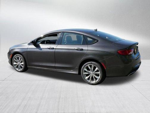 2016 Chrysler 200 S