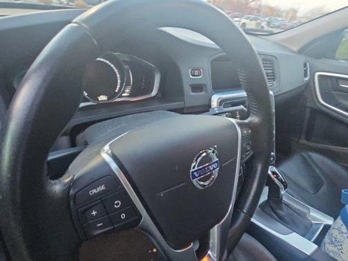 2016 Volvo S60 T5 Premier