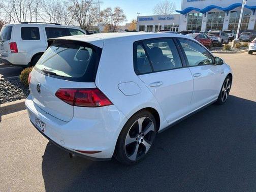 2017 Volkswagen Golf GTI S 4-Door