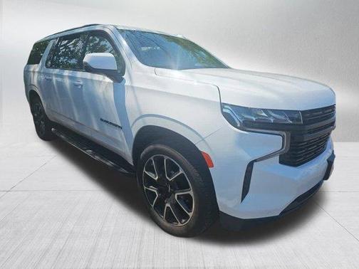 2023 Chevrolet Suburban RST