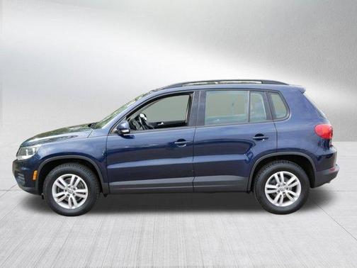 Night Blue Metallic 2016 Volkswagen Tiguan S