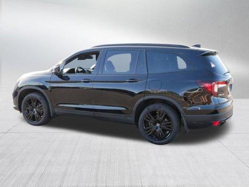 2022 Honda Pilot Black Edition