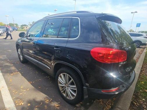 2016 Volkswagen Tiguan SE