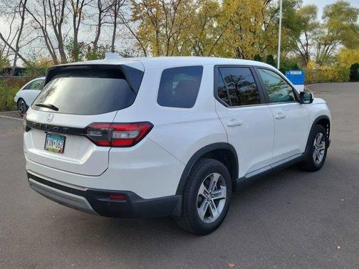 2023 Honda Pilot EX-L 7-Passenger
