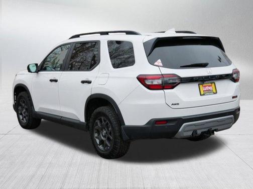 2024 Honda Pilot TrailSport