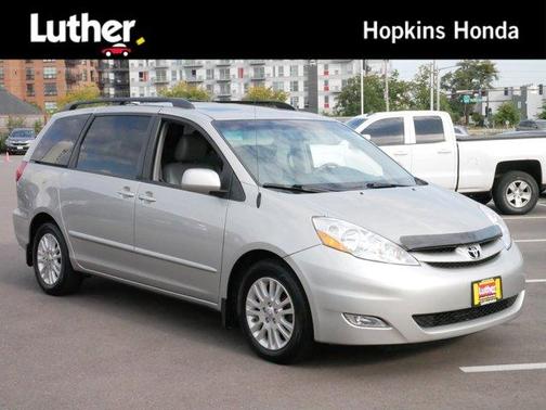 2009 Toyota Sienna XLE