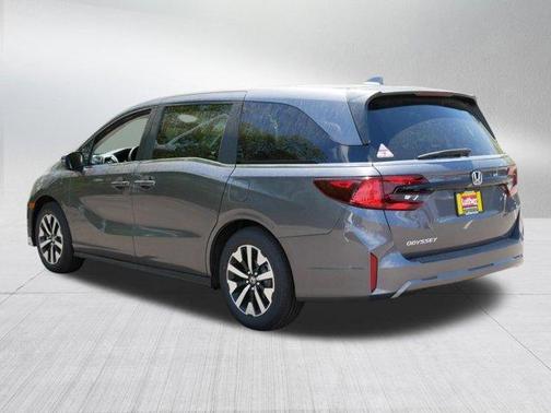 Modern Steel Metallic 2026 Honda Odyssey EX-L