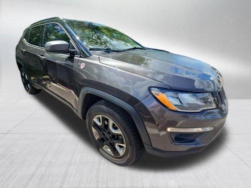 Granite Crystal Clearcoat Metallic 2018 Jeep Compass Trailhawk