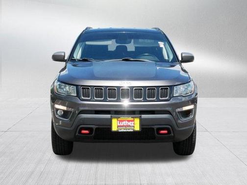 Granite Crystal Clearcoat Metallic 2018 Jeep Compass Trailhawk
