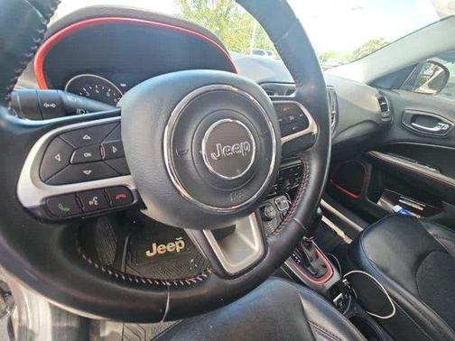 Granite Crystal Clearcoat Metallic 2018 Jeep Compass Trailhawk