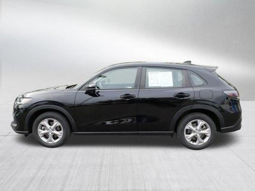 Crystal Black Pearl 2023 Honda HR-V LX