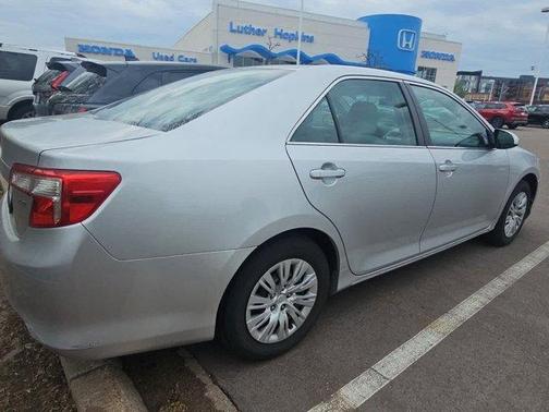 Classic Silver Metallic 2012 Toyota Camry LE