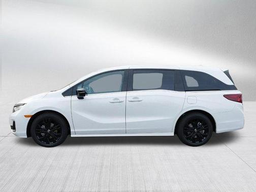 Platinum White Pearl 2026 Honda Odyssey Sport-L