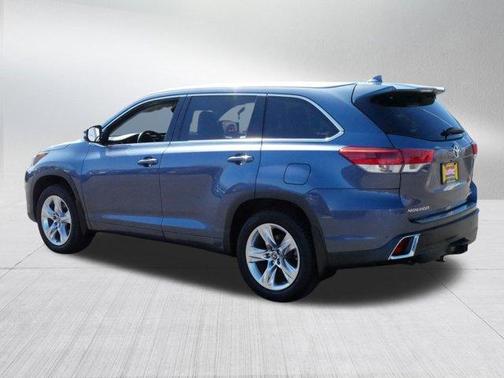2017 Toyota Highlander Limited