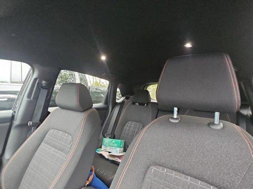 Crystal Black Pearl 2024 Honda HR-V Sport