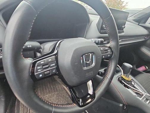 Crystal Black Pearl 2024 Honda HR-V Sport