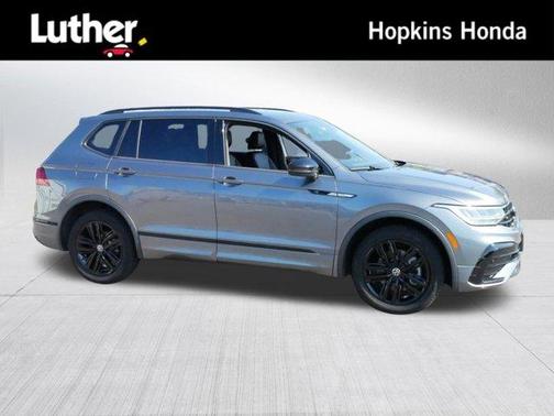 2022 Volkswagen Tiguan 2.0T SE R-Line Black