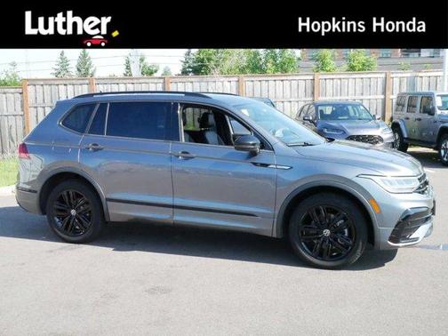 2022 Volkswagen Tiguan 2.0T SE R-Line Black