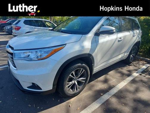 2016 Toyota Highlander XLE