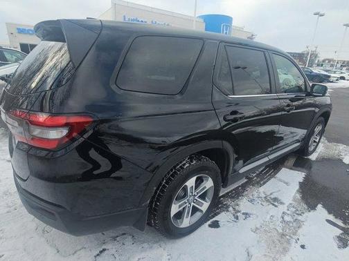 2023 Honda Pilot EX-L 7-Passenger