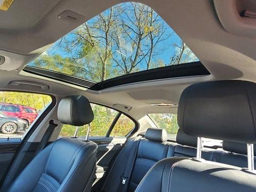 2016 BMW 528 i xDrive