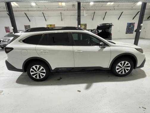2022 Subaru Outback Base