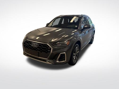 2023 Audi Q5 45 S line quattro Premium