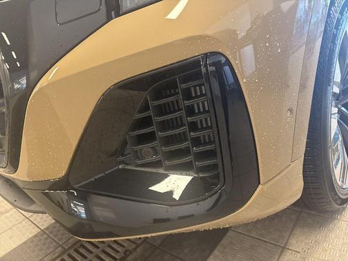 2025 Audi Q8 55 Premium