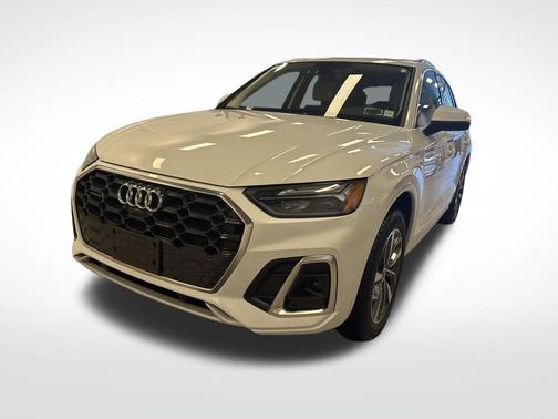 2023 Audi Q5 45 S line quattro Premium