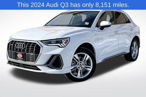 Glacier White Metallic 2024 Audi Q3 45 S line Premium