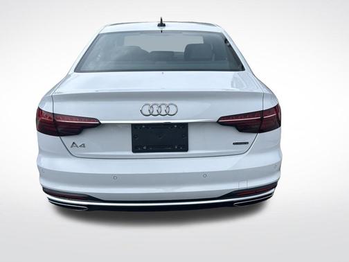 Glacier White Metallic 2024 Audi A4 45 S line quattro Premium