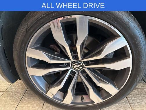 2022 Volkswagen Tiguan 2.0T SEL R-Line