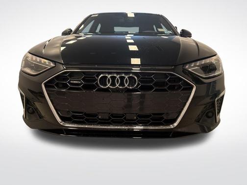 2023 Audi A4 45 S line Premium Plus