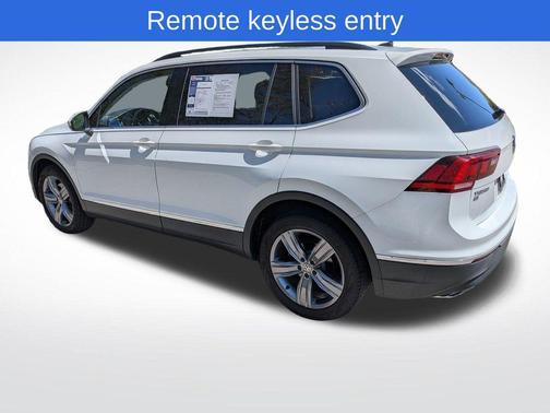 Pure White 2018 Volkswagen Tiguan 2.0T SE