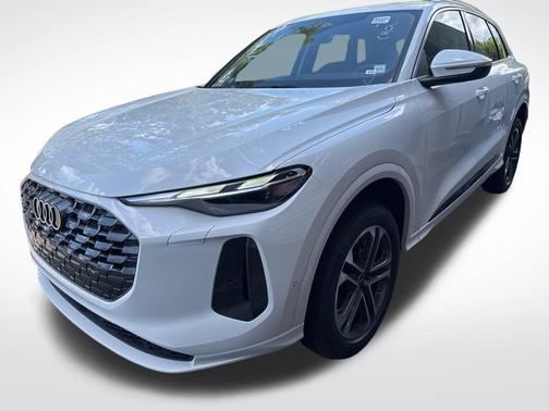 2025 Audi Q5 2.0T quattro Premium