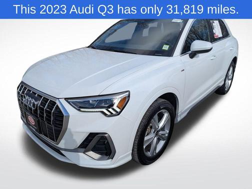2023 Audi Q3 45 S line Premium