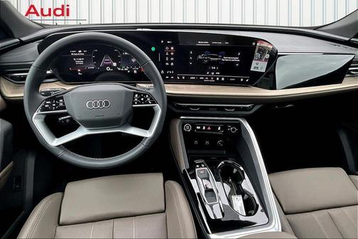 Glacier White Metallic 2025 Audi Q5 2.0T quattro Premium