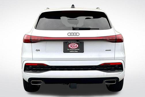 Glacier White Metallic 2025 Audi Q5 2.0T quattro Premium