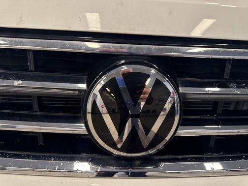 2022 Volkswagen Tiguan 2.0T SEL R-Line
