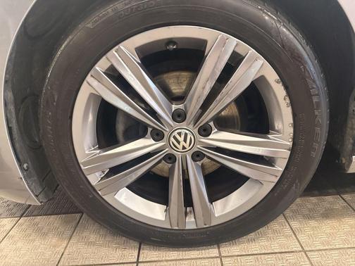 2020 Volkswagen Jetta 1.4T R-Line
