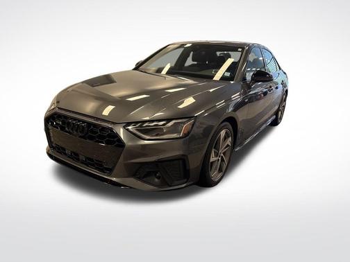 2024 Audi A4 45 S line quattro Premium