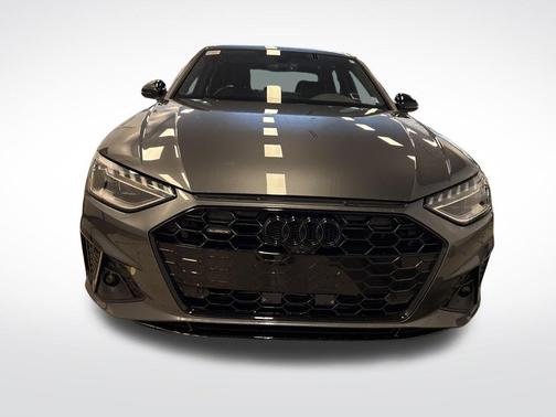 2024 Audi A4 45 S line quattro Premium